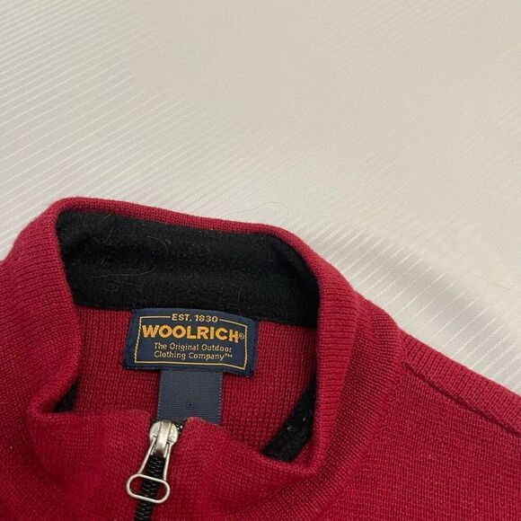 Vintage Woolrich Holiday Red Wool Vest Size Medium - Picture 6 of 7